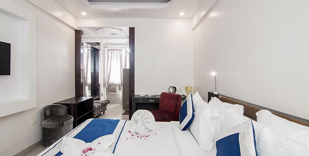 สโยนา เรสซิเดนซี่ Hotel ลัคเนา ภายนอก รูปภาพ