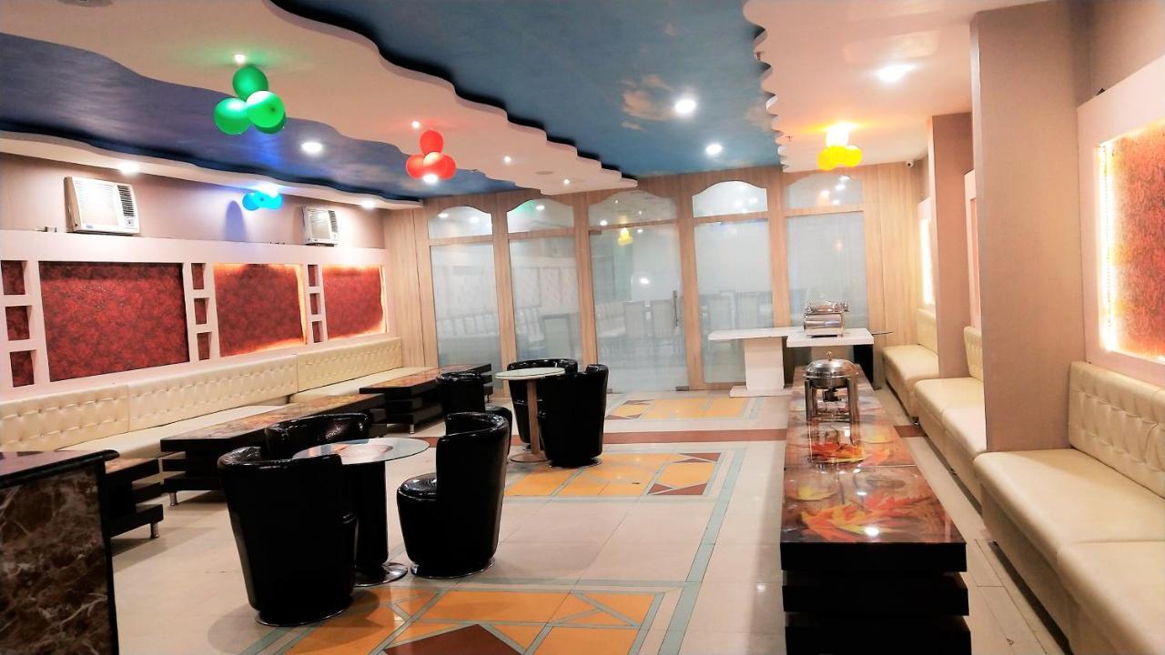 สโยนา เรสซิเดนซี่ Hotel ลัคเนา ภายนอก รูปภาพ